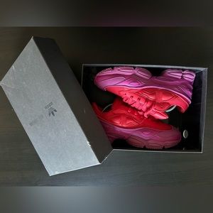 RAF summon ozweego “glory”